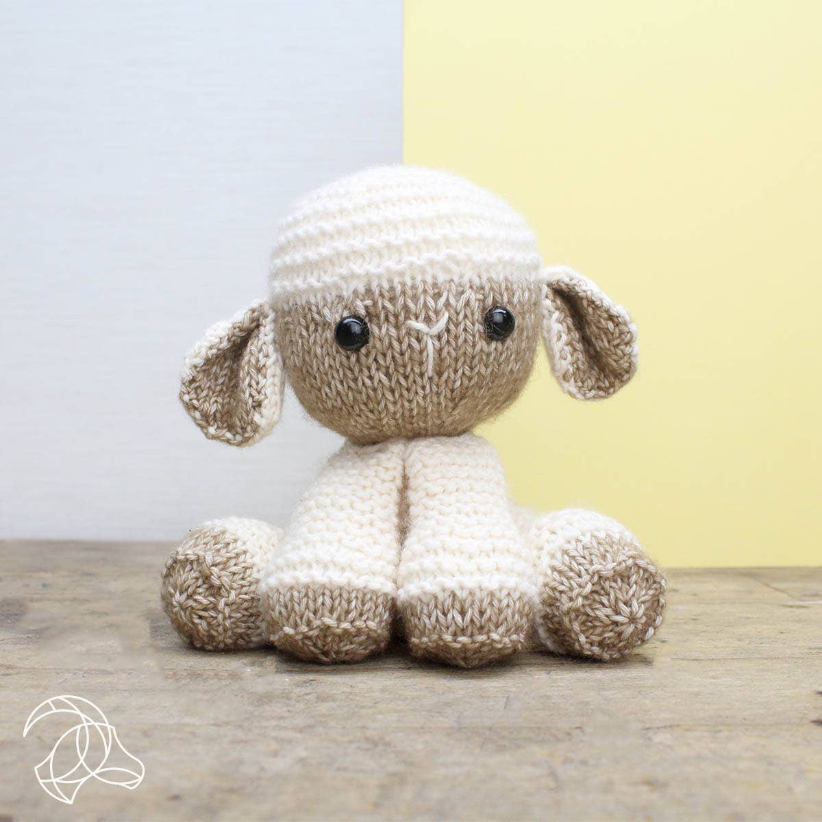 Lore Lamb - DIY Knitting Kit