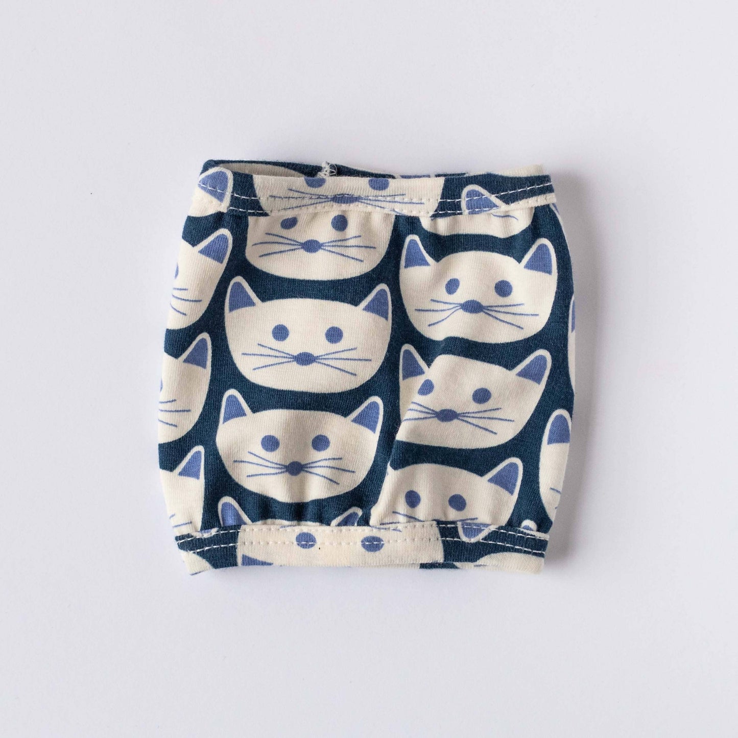 MED Kitty COZY CAKES Yarn Cozy