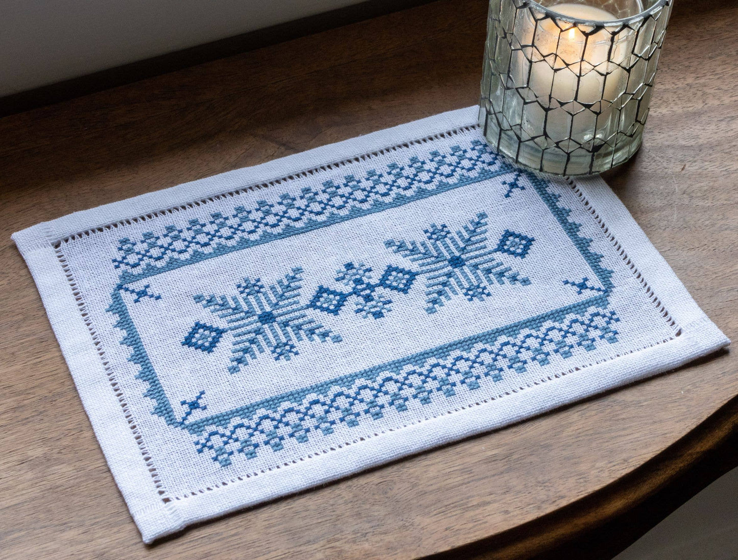 Scandinavian Stars BitKit Cross Stitch Kit - Avlea Folk Embroidery