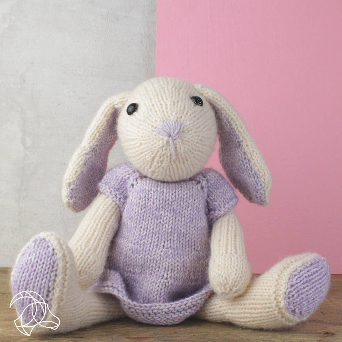 Chloe Hare - DIY Knitting Kit