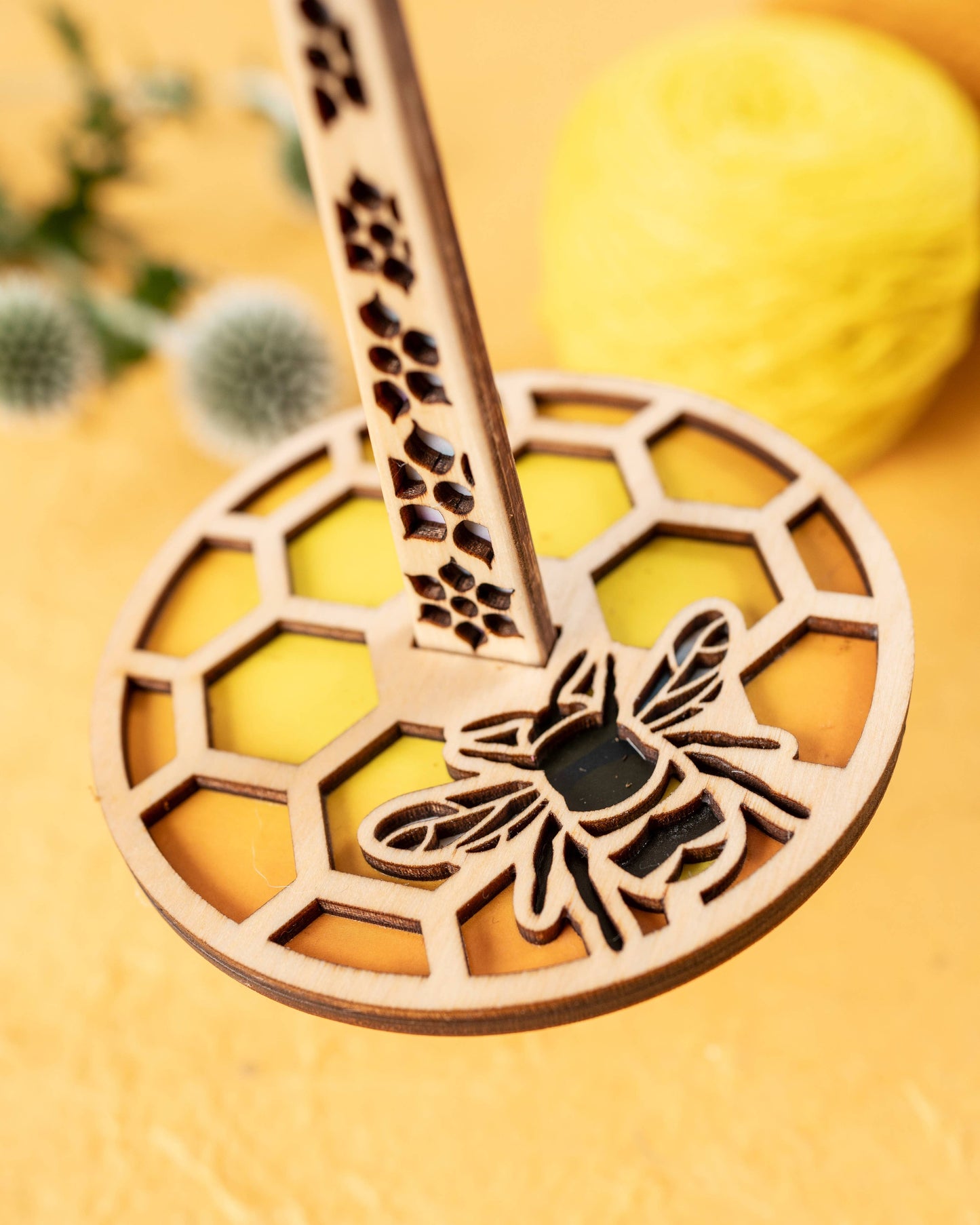 Honeybee Mini-Minder Knitting/Crochet Tool: Original Mini Minder