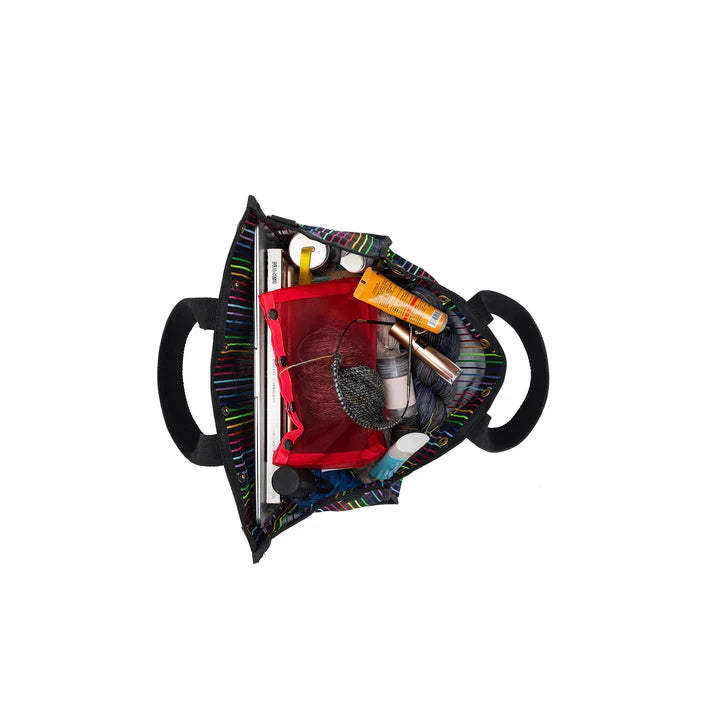 della Q Rainbow Maker's Mesh Tote + Cubbies and Scissors