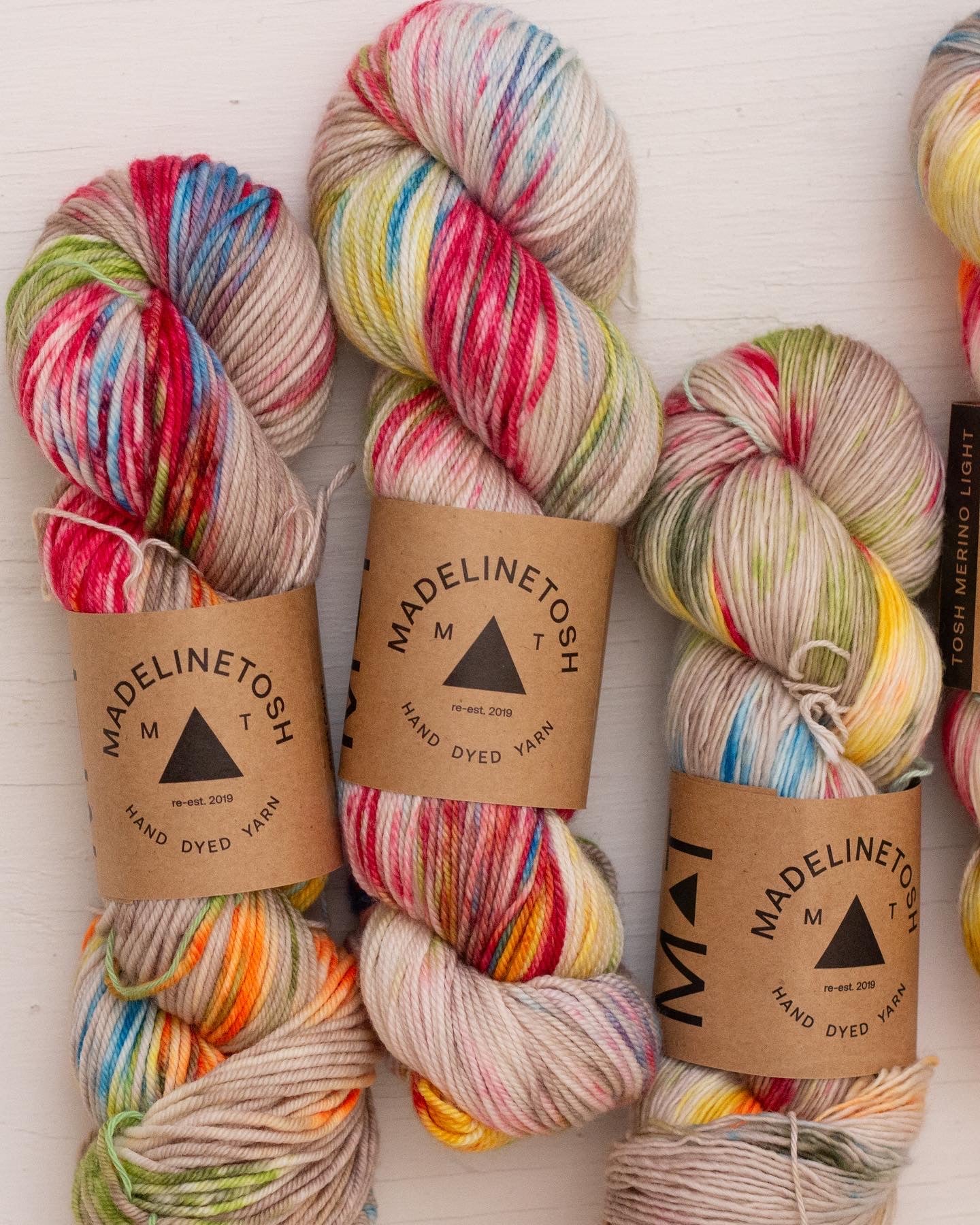Madelinetosh Hue of the Moment - Tosh Merino Light