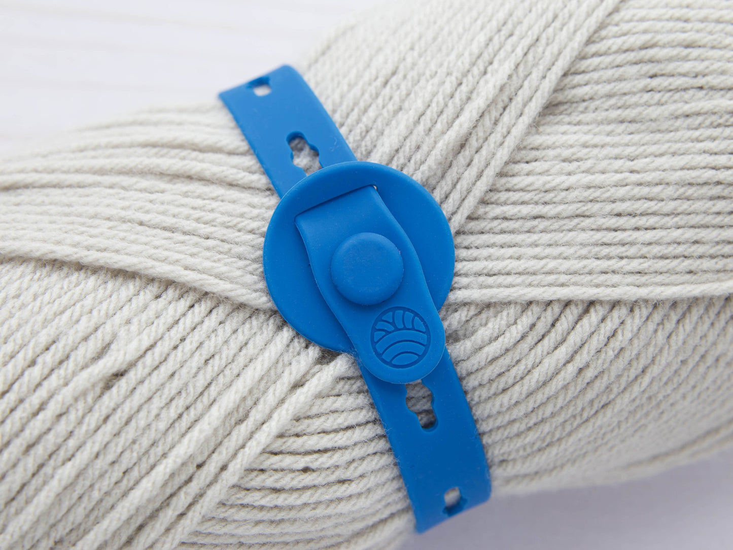 Colorful Yarn Belts | Knitting & Crochet Notions and Tools: Blue