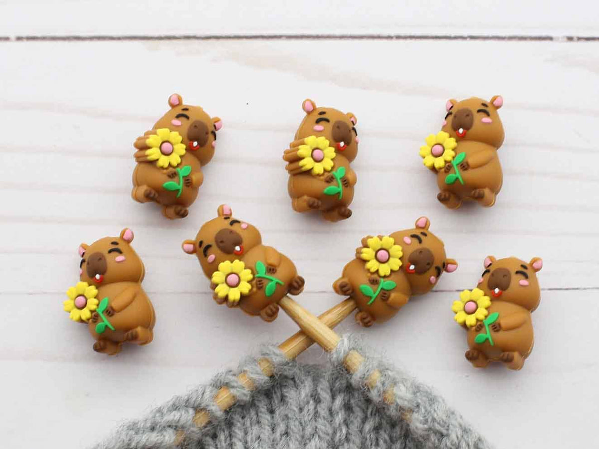 Daisy Capybara | Stitch Stoppers