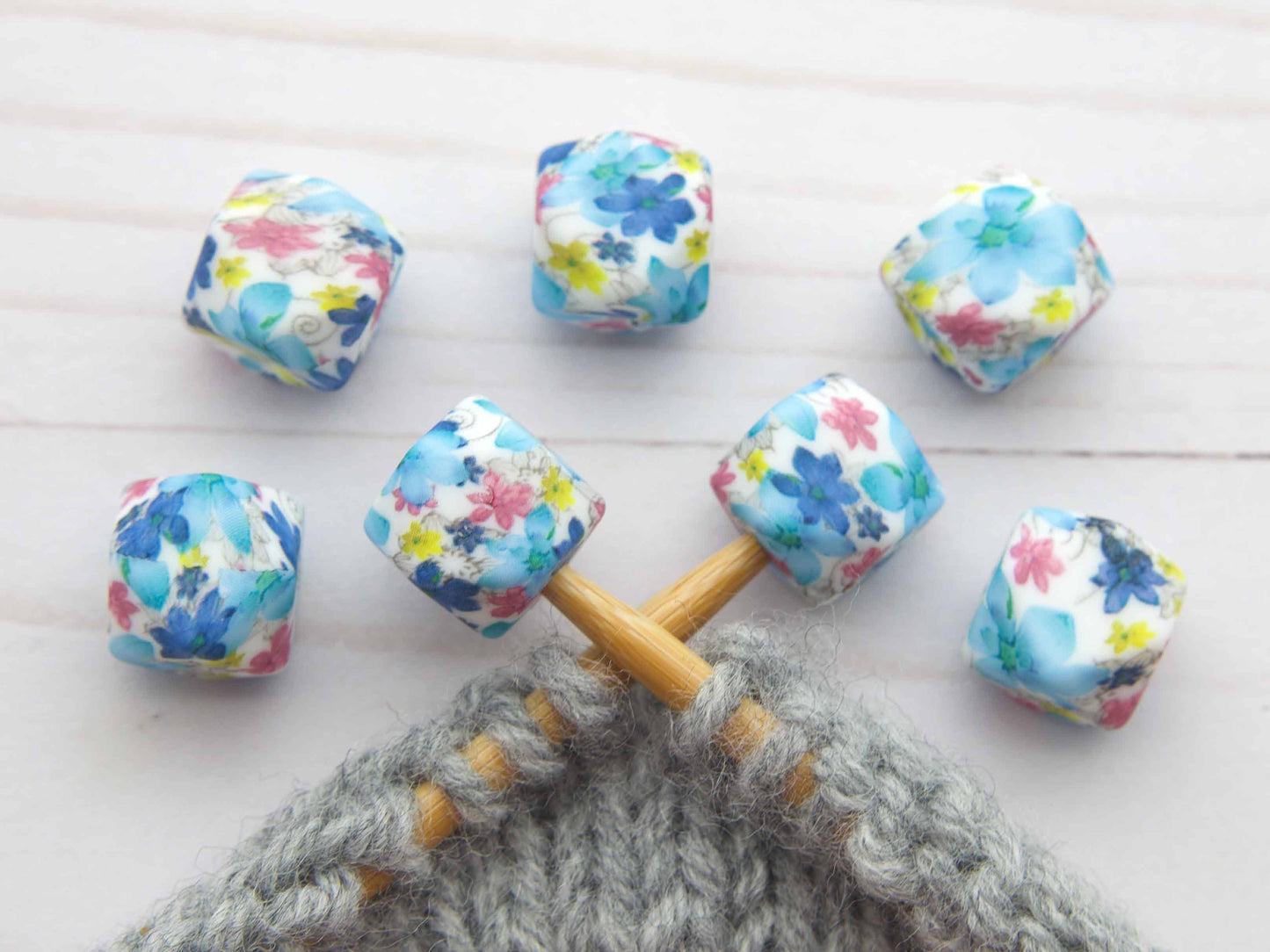 Summertime Floral Hexagons | Stitch Stoppers