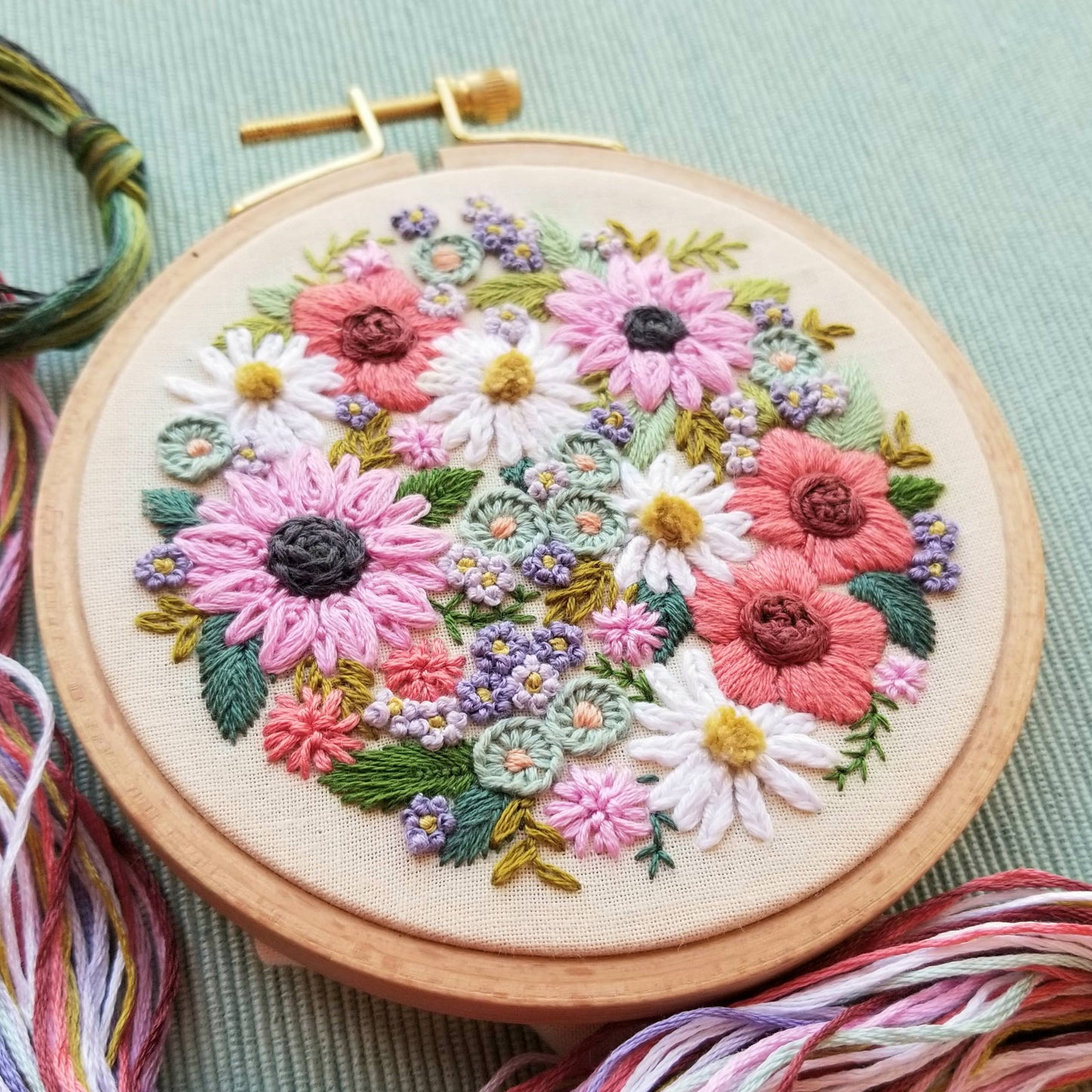 Wildflower Sampler Embroidery Craft Kit - Jessica Long
