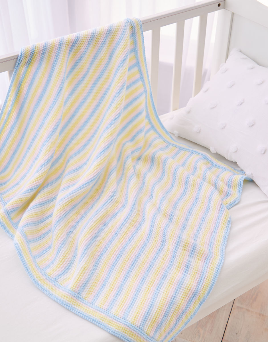Sirdar Snuggly Baby Pastels - 16 Designs for 0-12 Months