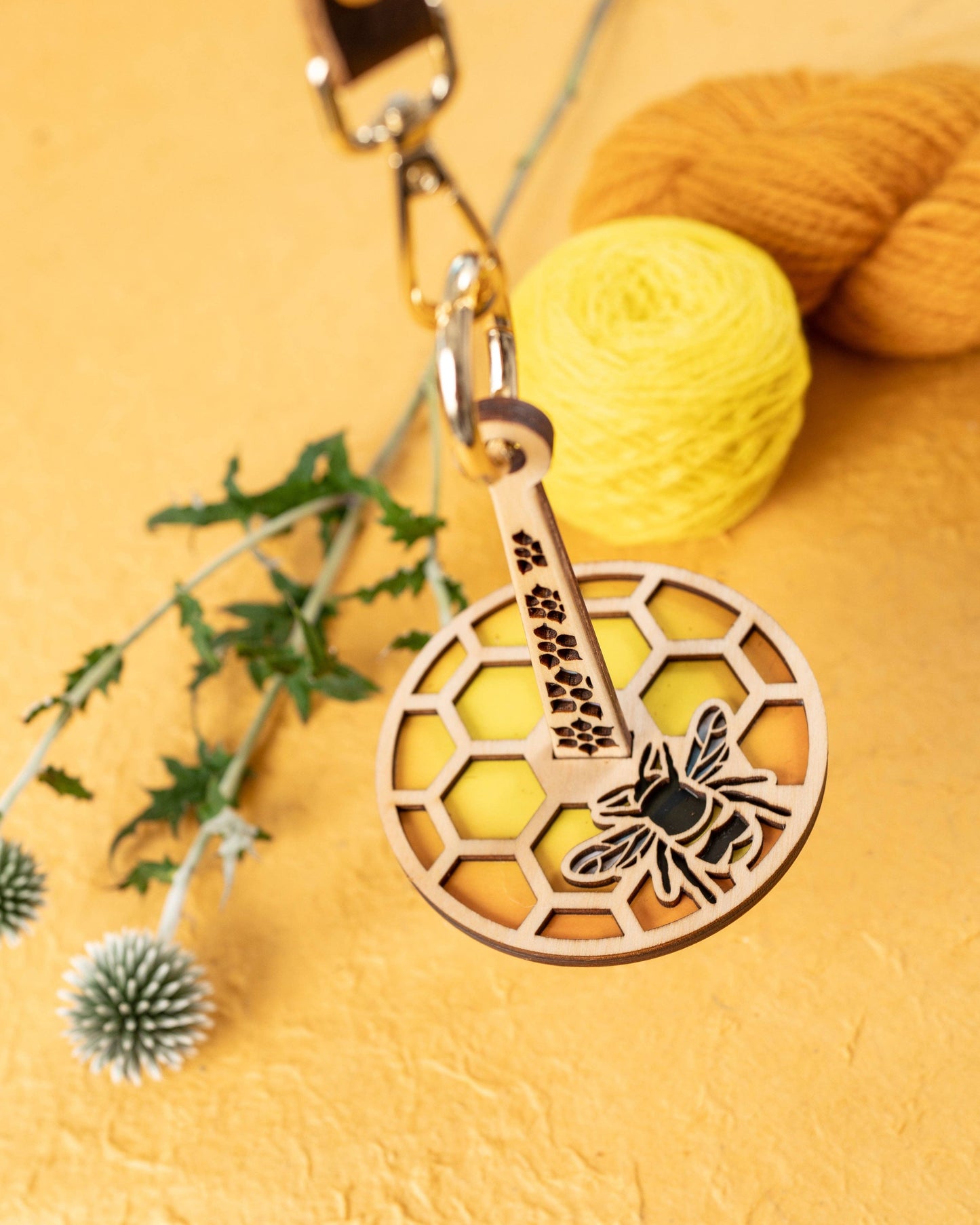 Honeybee Mini-Minder Knitting/Crochet Tool: Original Mini Minder