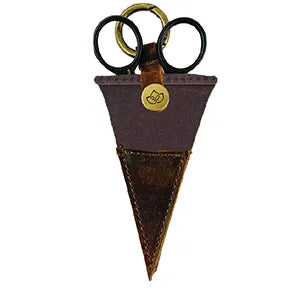 della Q Scissor Pocket