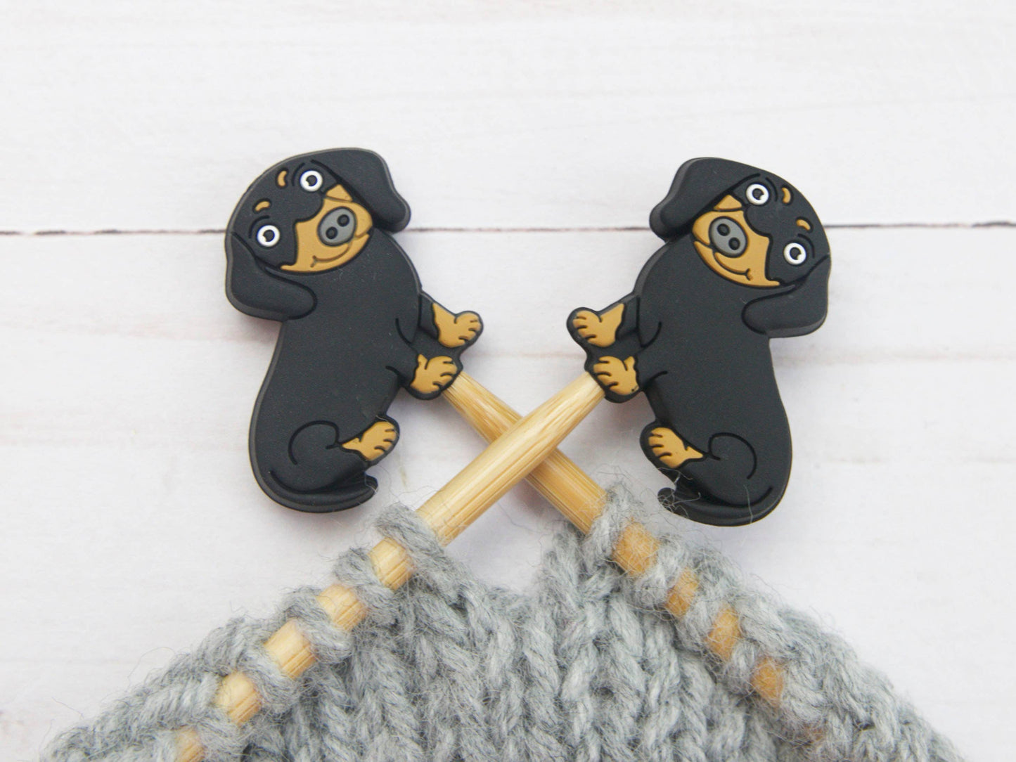 Black Dachshund | Stitch Stoppers
