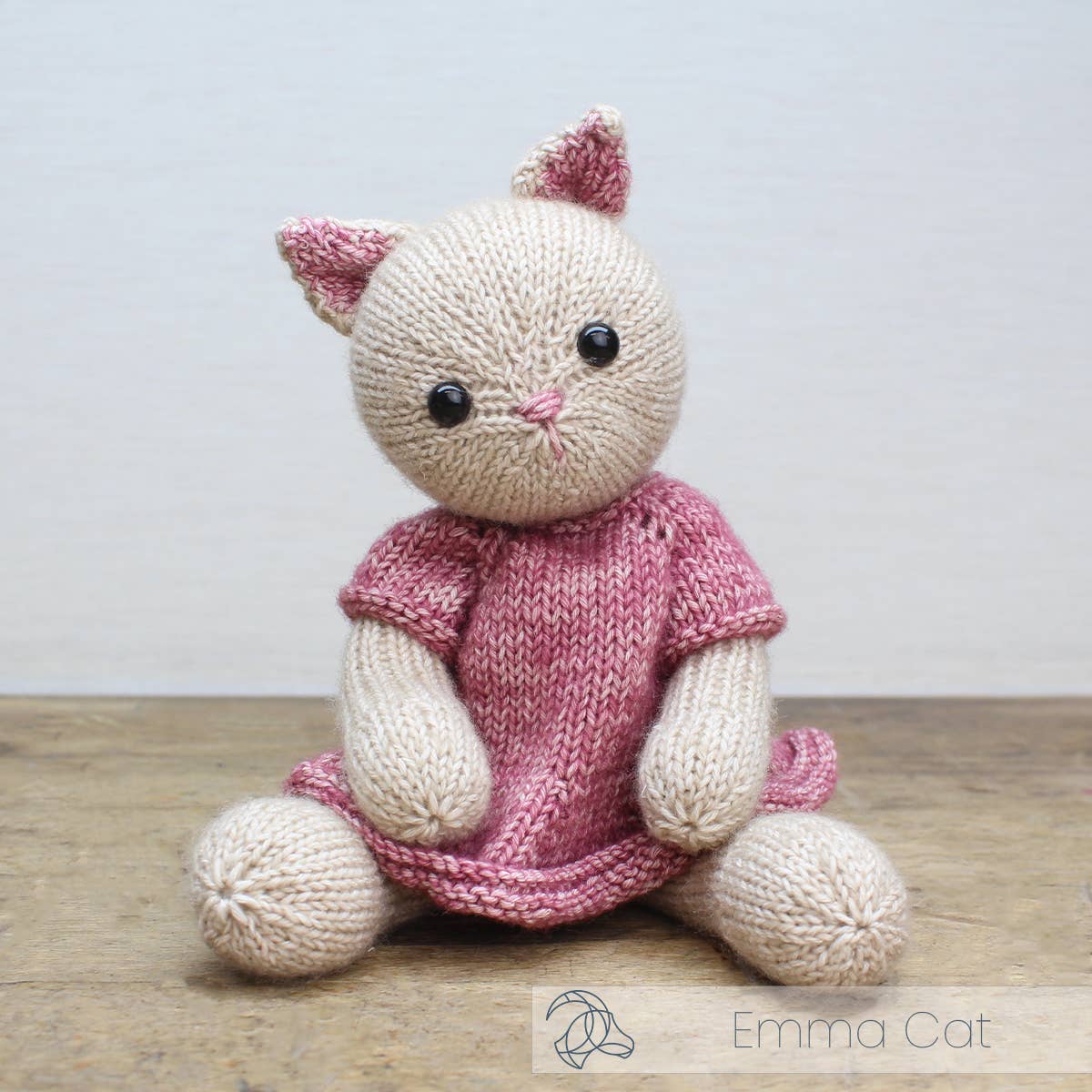 Emma Cat - DIY Knitting Kit