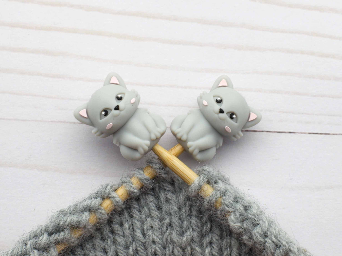 Grey Cat | Stitch Stoppers Knitting Notions