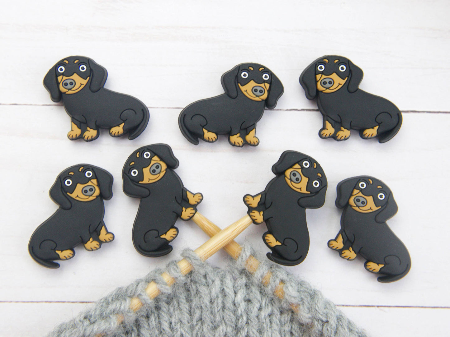 Black Dachshund | Stitch Stoppers