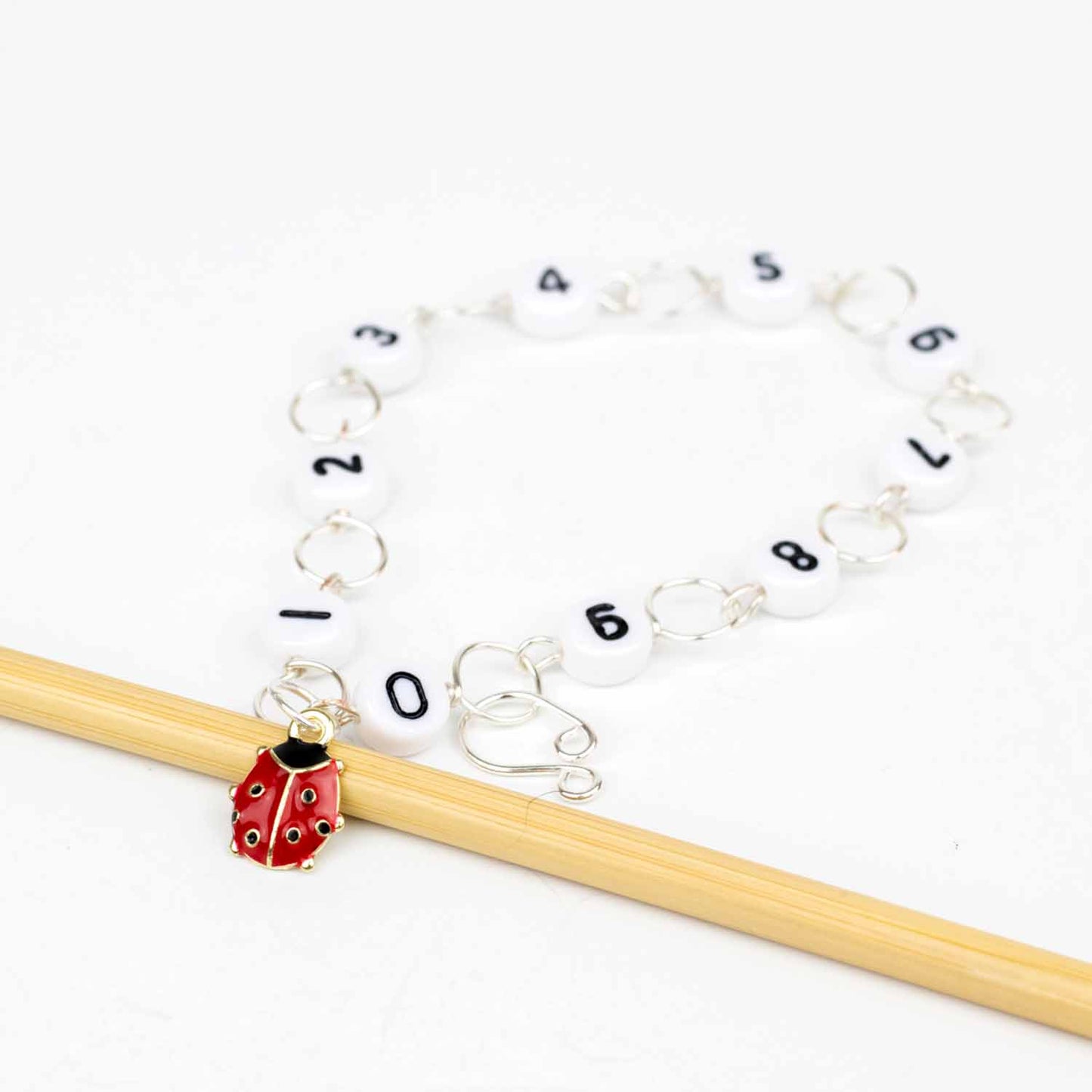 Circle Chain Row Counter - Ladybug