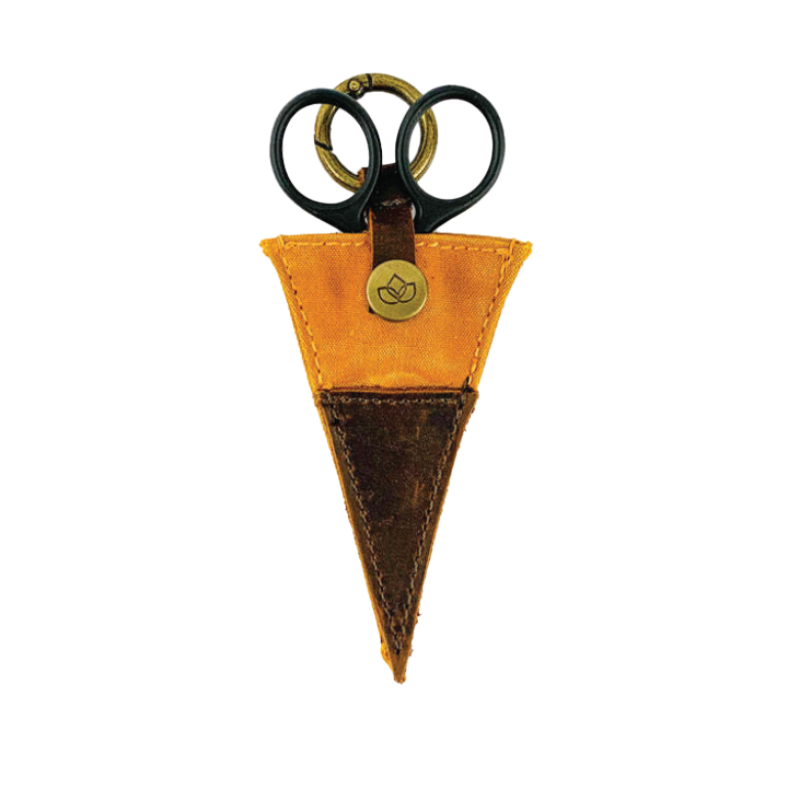 della Q Scissor Pocket