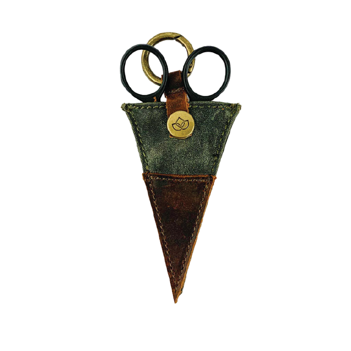 della Q Scissor Pocket
