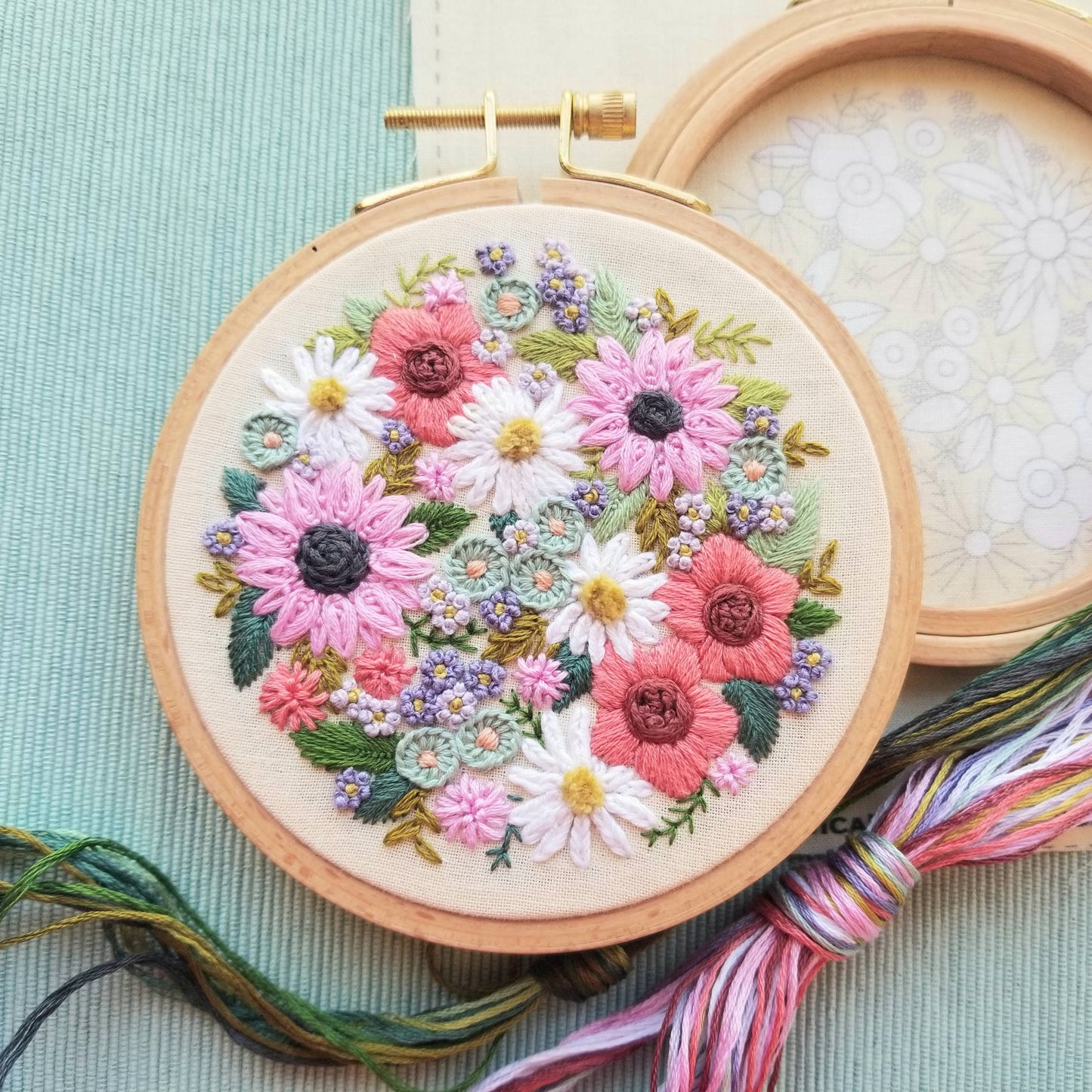 Wildflower Sampler Embroidery Craft Kit - Jessica Long