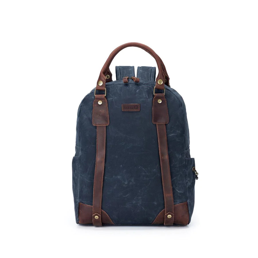 della Q Canvas Backpack