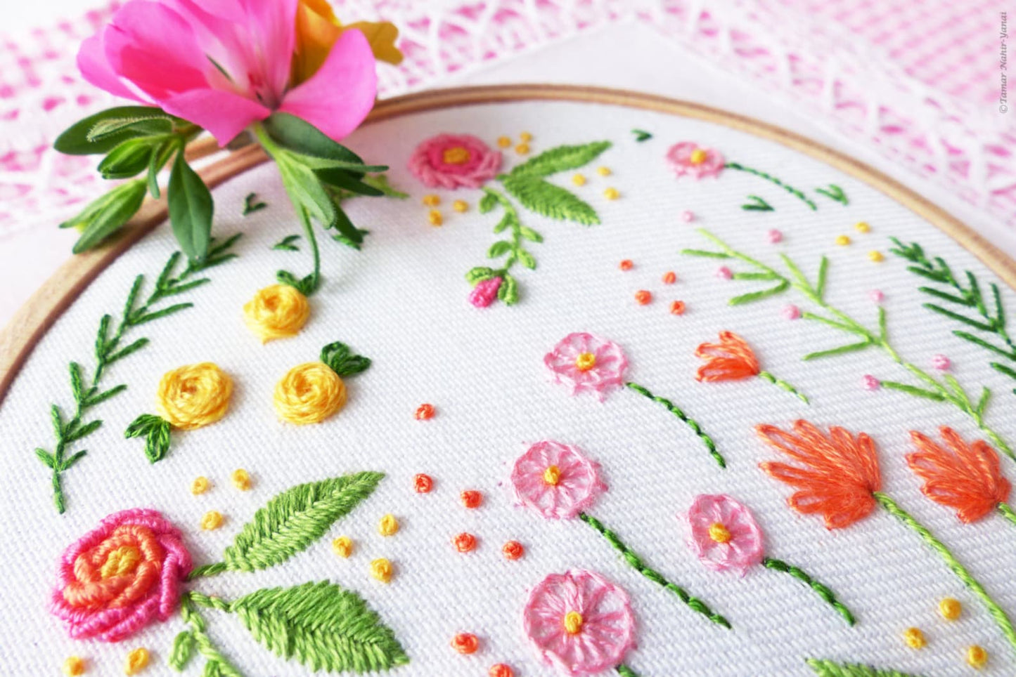 Tamar Happy Garden Embroidery Kit