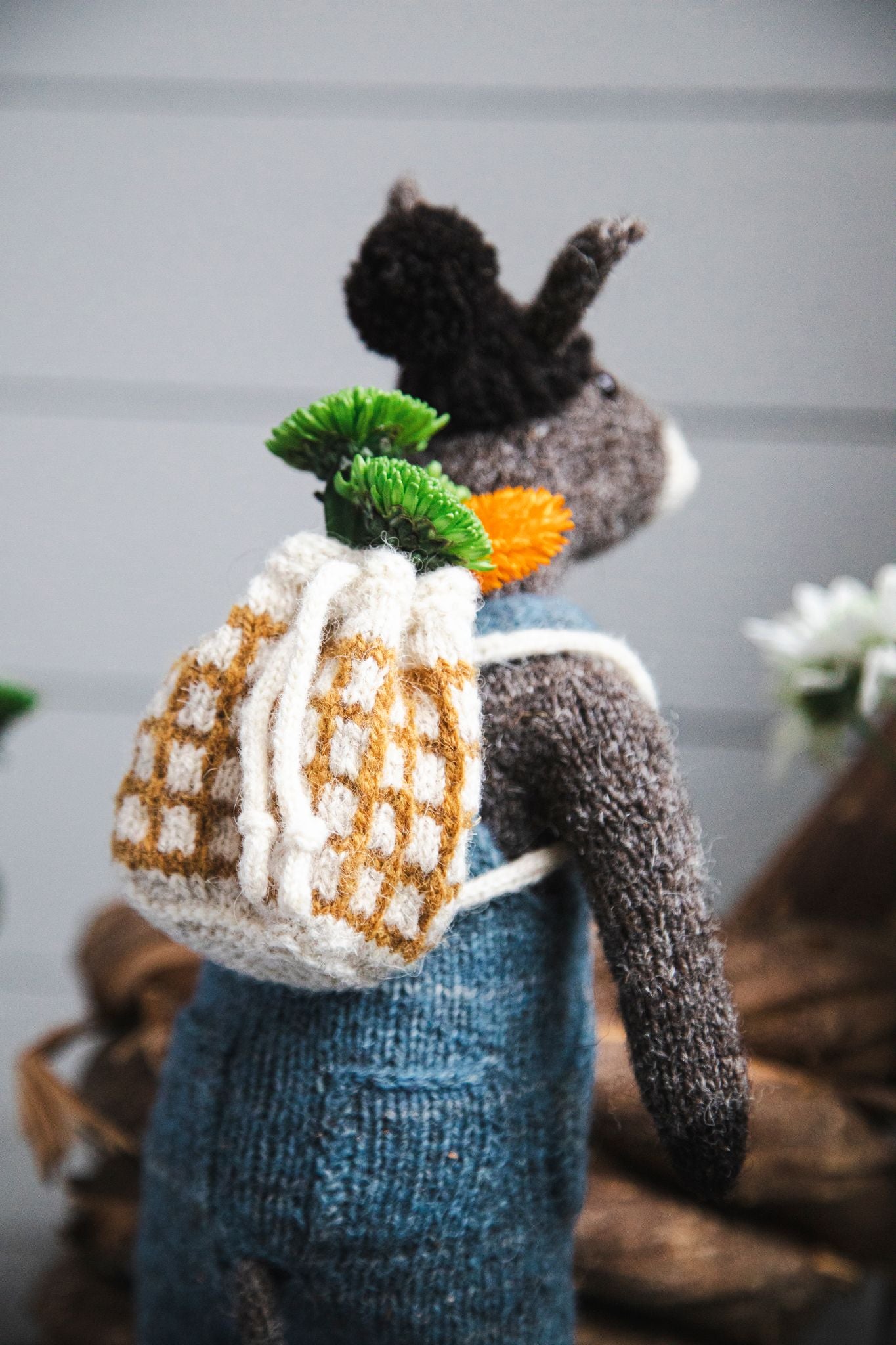 Mouche & Friends: Seemless Toys to Knit and Love