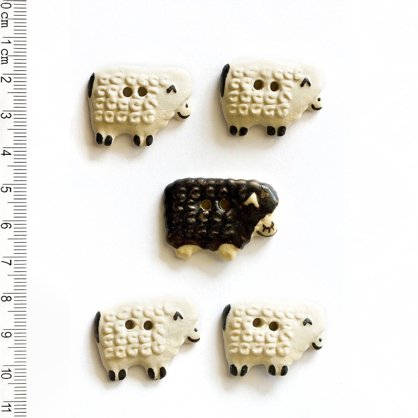 L139 Sheep Buttons