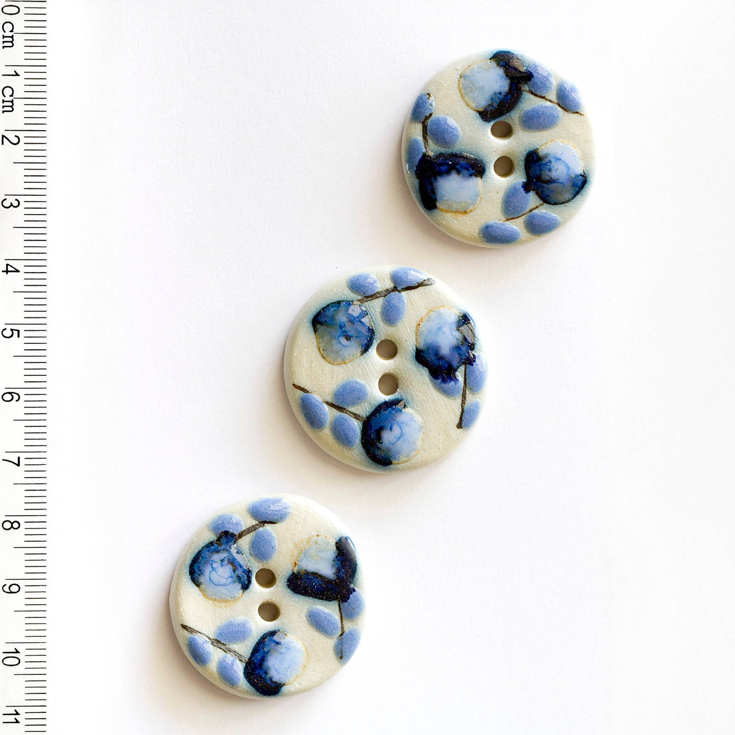 L514 Blue Floral Buttons