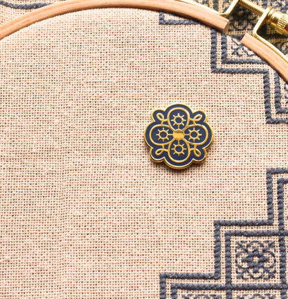Pumpkin Seed Needle minder