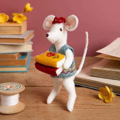 Little Mouse The Librarian Felt Craft Mini Kit: English