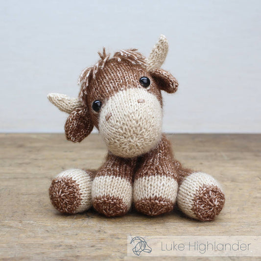 Luke Highlander - DIY Knitting Kit