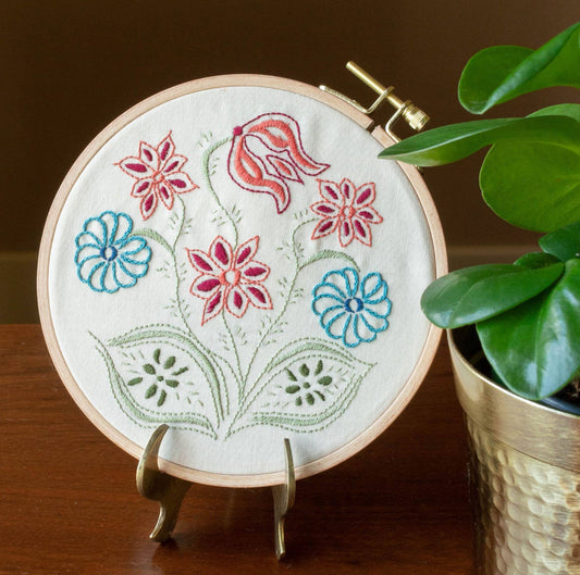 Pennsylvania Posy - Avlea Embroidery Hoop Kit