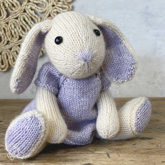 Chloe Hare - DIY Knitting Kit