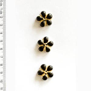 L594 Black Flower Buttons: Approximately 0.8 inches (2.1 cm)