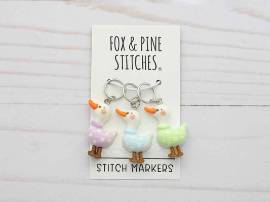 Porch Goose | Stitch Markers