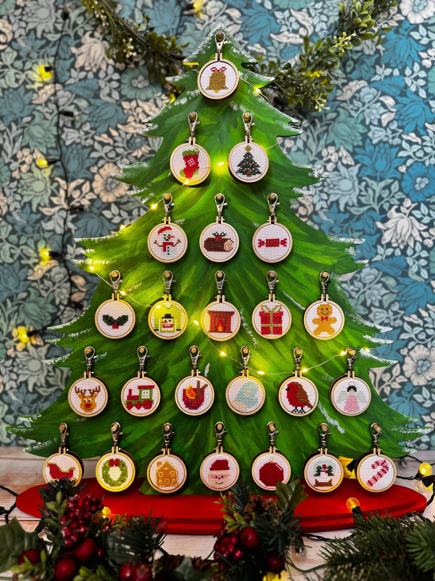 Wreath Mini Matchbox Christmas Cross Stitch Kit