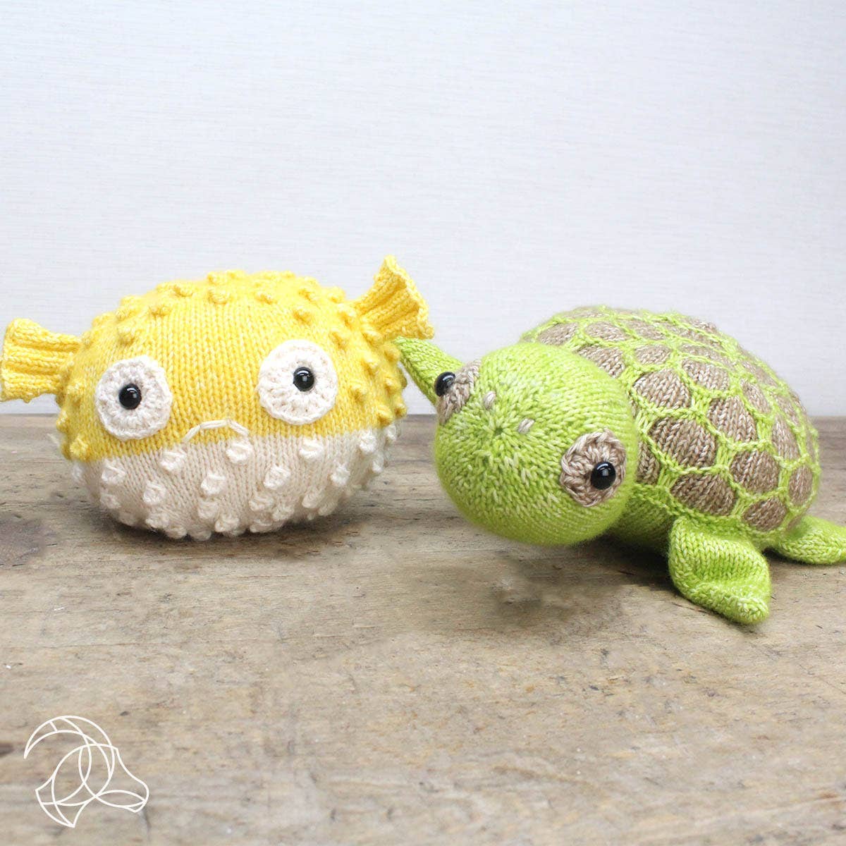 Ties Turtle - DIY Knitting Kit
