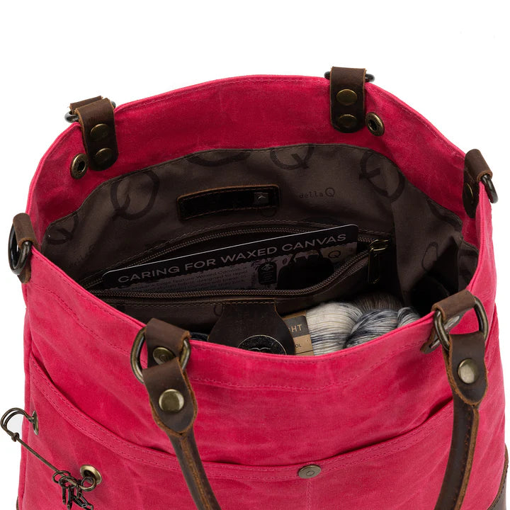 della Q Canvas Tote