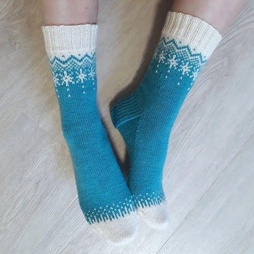 CLASS: Elsa Socks THURSDAY 11/12/26 6:00-8:00pm