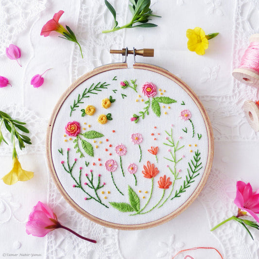*CLASS: Learn to Embroider! SATURDAY 3/30 12:30-3:30 PM