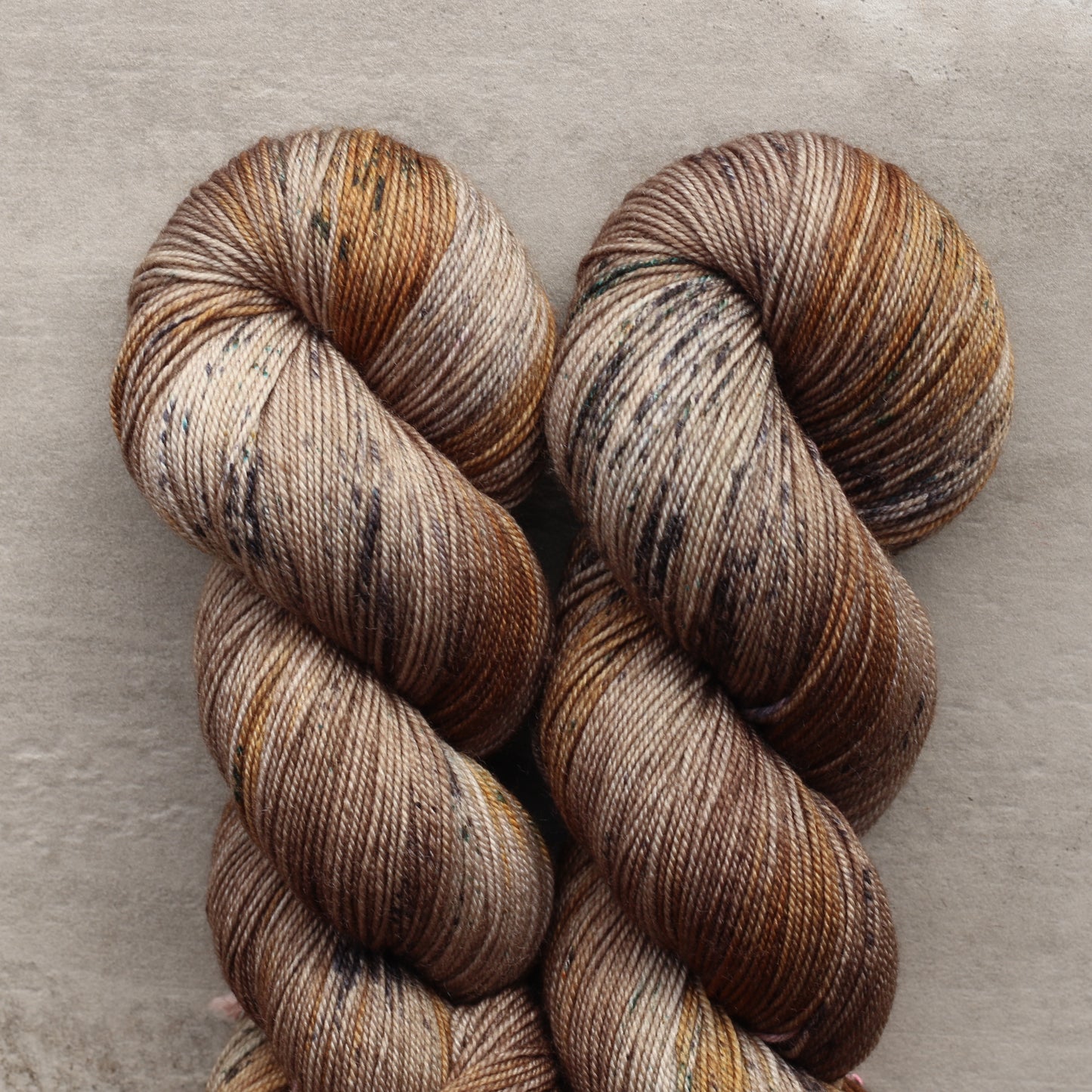 Madelinetosh Hue of the Moment - Twist Light