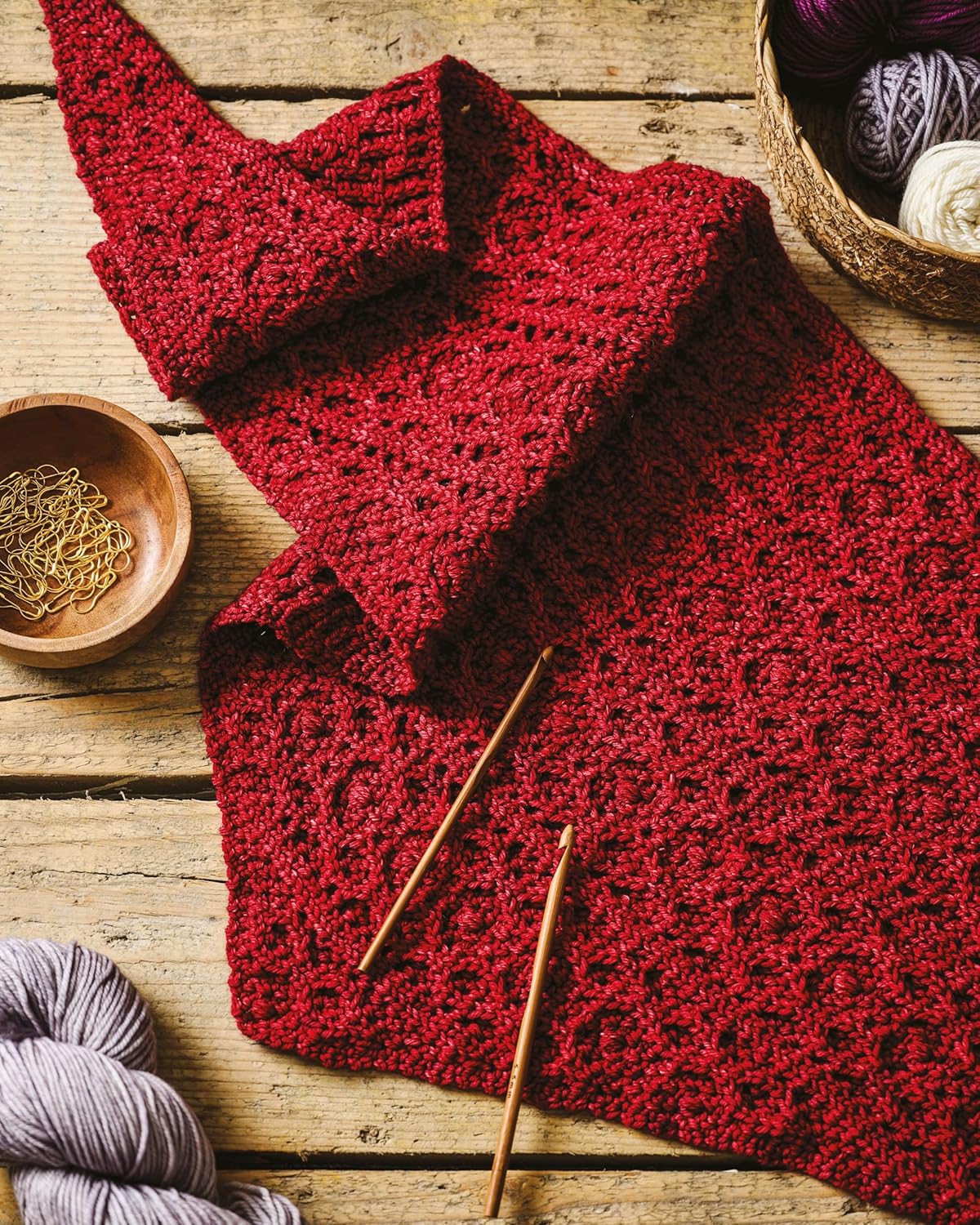 New Ways With Crochet: 50 innovative crochet stitch patterns and projects - Olena Fedotova