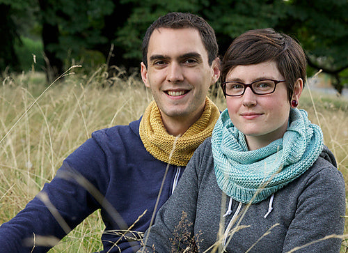 CLASS: Next Steps Beginner Knitting - Oat Cowl THURSDAYS 2/26 & 3/5 6:00-8:00pm