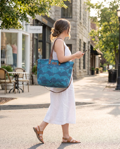 Plaka Essential Tote - MAIKA
