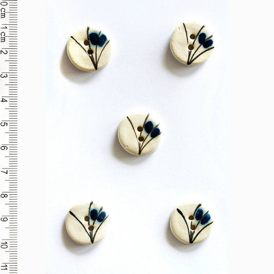 L533 Blue Floral Grass Buttons