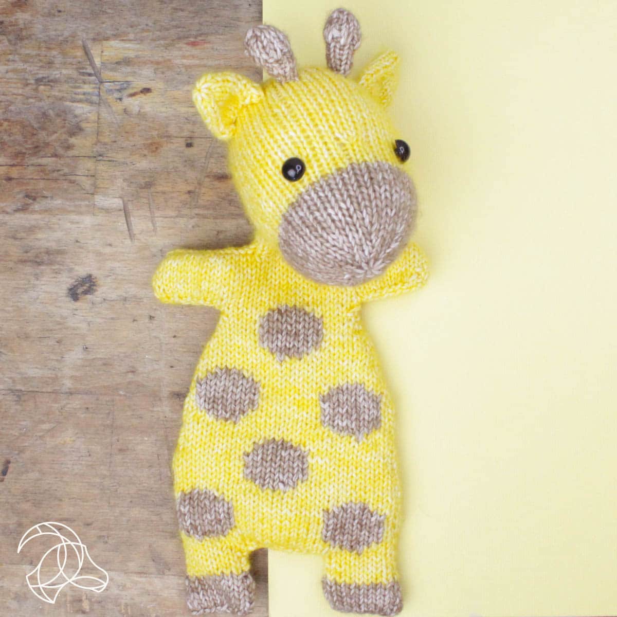 Ziggy Giraffe - DIY Knitting Kit