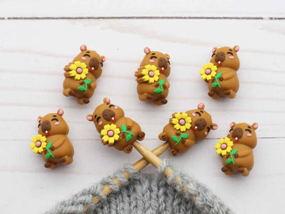 Daisy Capybara | Stitch Stoppers