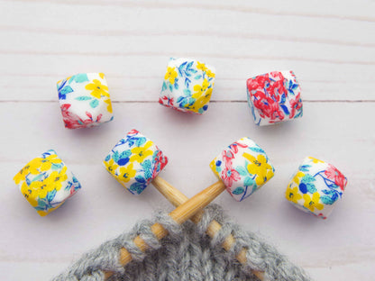 Cheerful Flowers Hexagon | Stitch Stoppers Knitting Notions