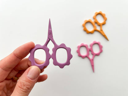 Flamingo Small Flower scissors, tiny embroidery scissors