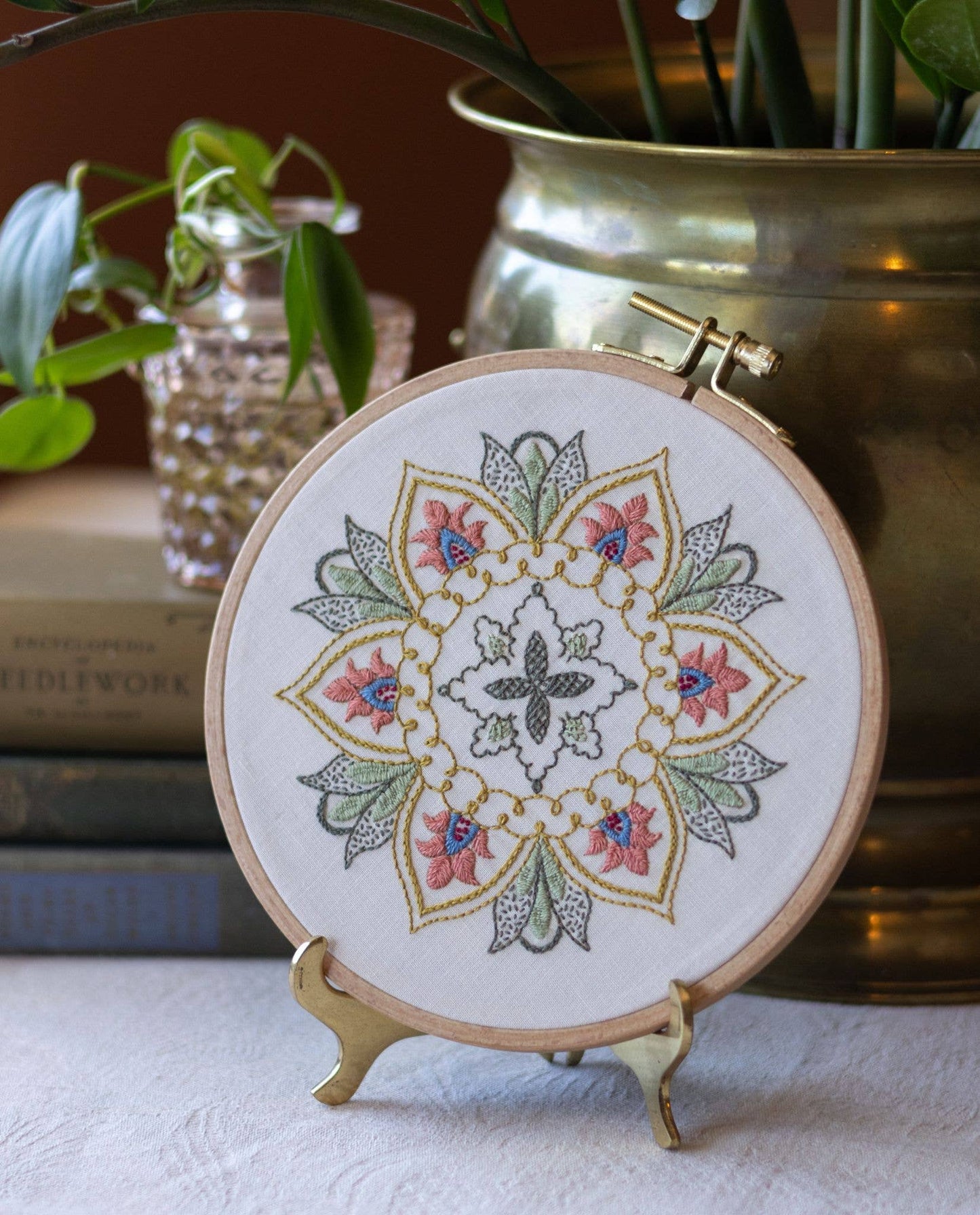 Thessaly Floral Embroidery kit
