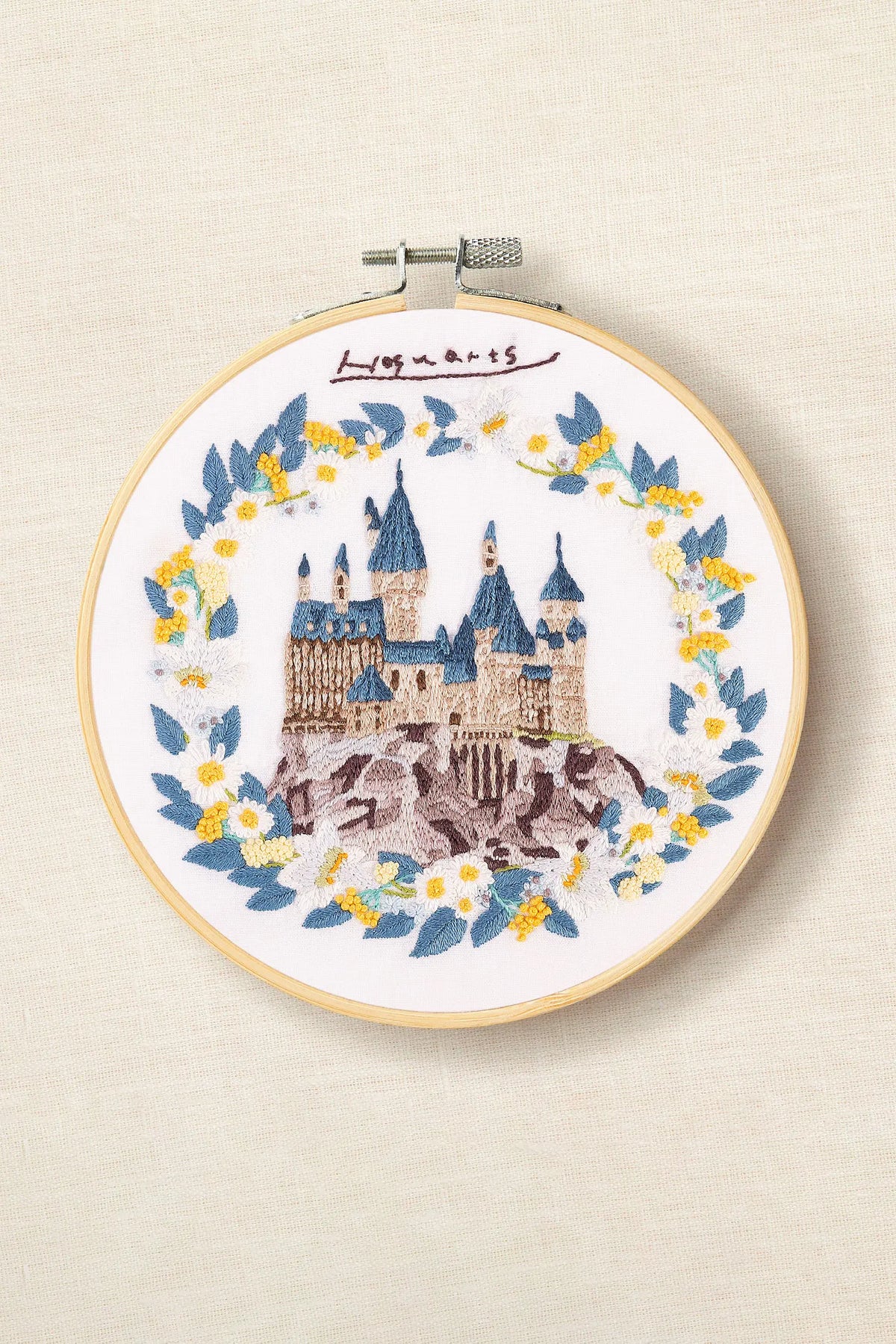 Hogwarts Castle Harry Potter™ Embroidery Kit